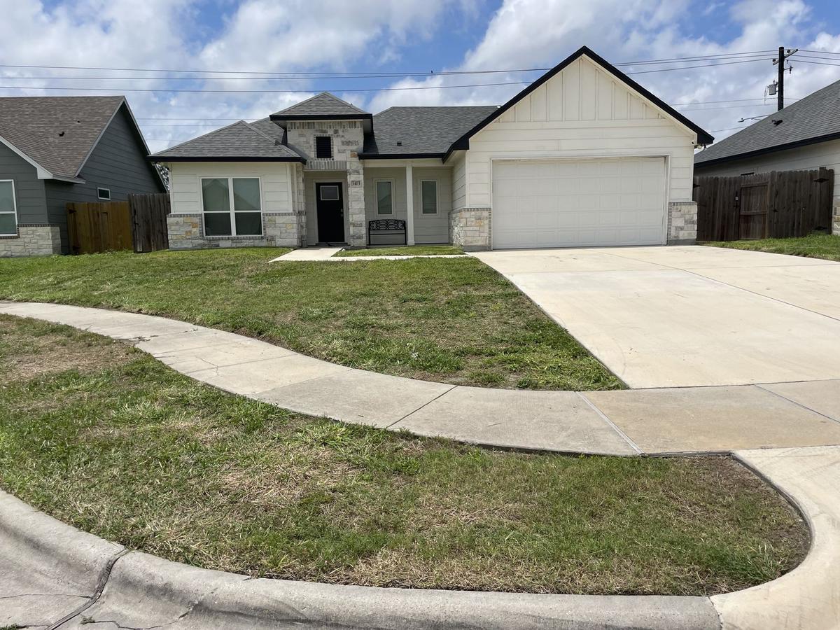 Lawn care result Corpus Christi
